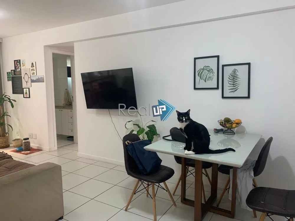 Apartamento à venda com 2 quartos, 68m² - Foto 5