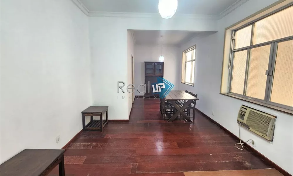 Apartamento à venda com 2 quartos, 64m² - Foto 2