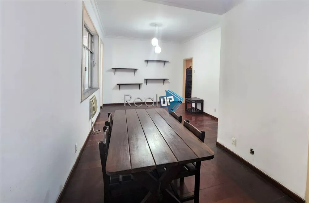 Apartamento à venda com 2 quartos, 64m² - Foto 3