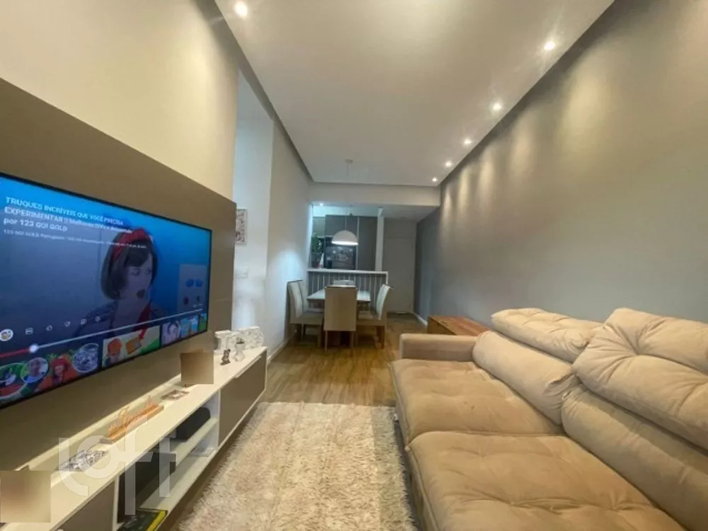 Apartamento à venda com 3 quartos, 107m² - Foto 1