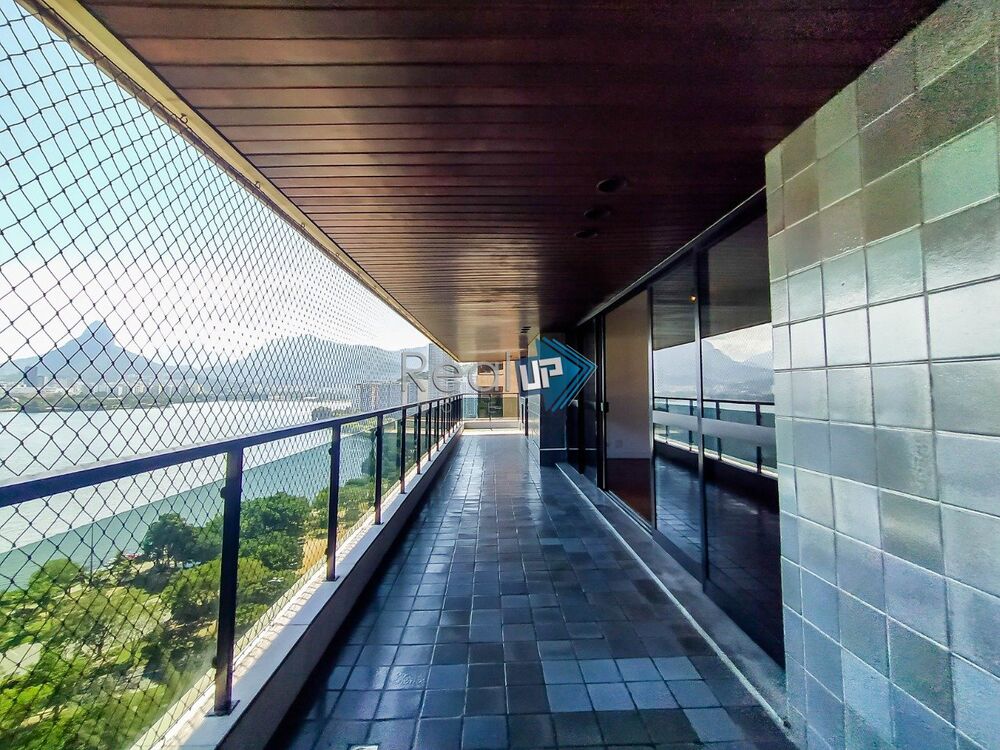 Apartamento à venda com 4 quartos, 319m² - Foto 1