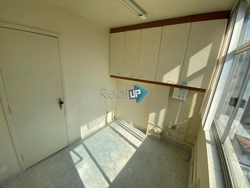 Conjunto Comercial-Sala à venda com 4 quartos, 45m² - Foto 2