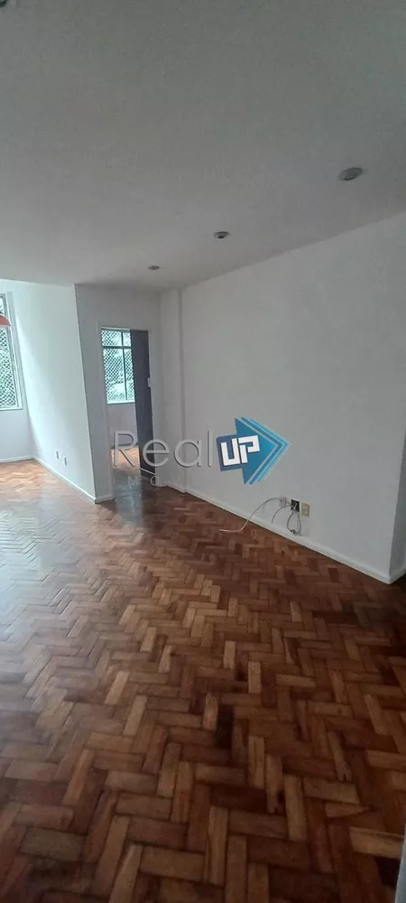 Apartamento à venda com 2 quartos, 60m² - Foto 3