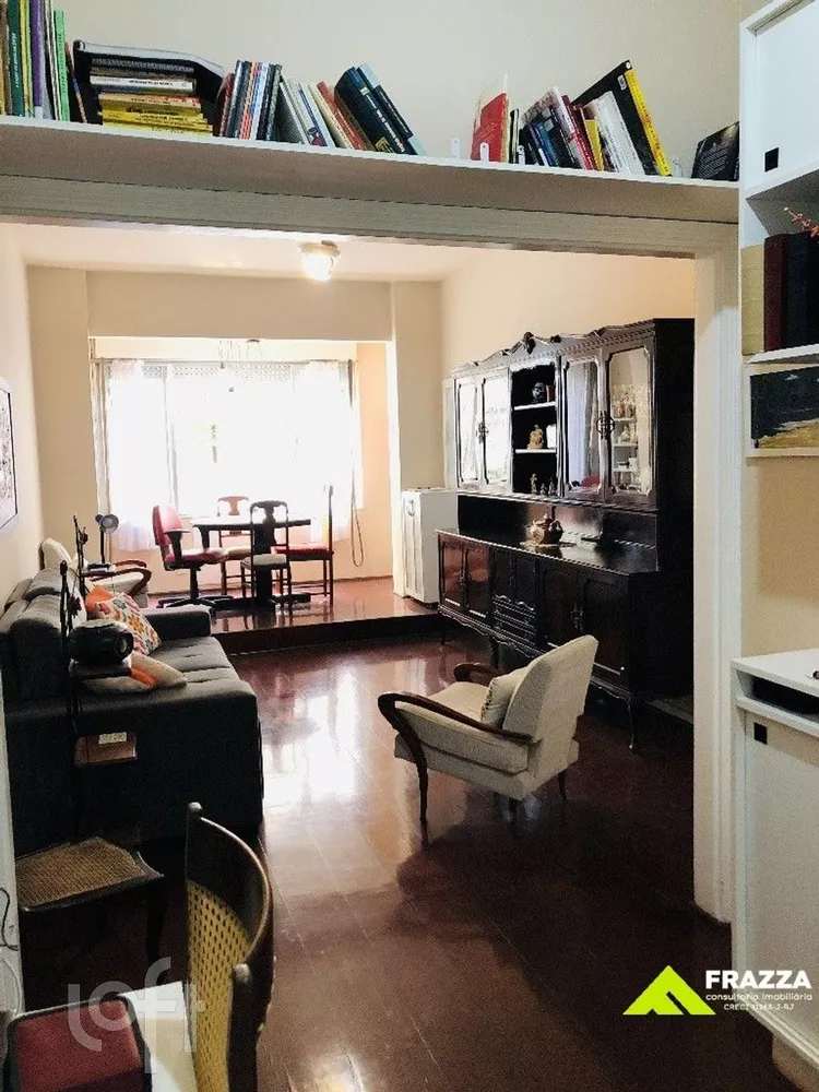 Apartamento à venda com 3 quartos, 125m² - Foto 1