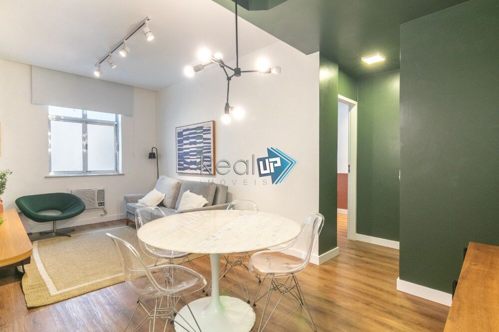Apartamento à venda com 2 quartos, 84m² - Foto 2