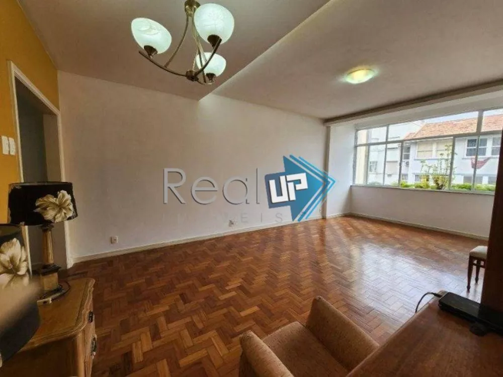 Apartamento à venda com 3 quartos, 119m² - Foto 1