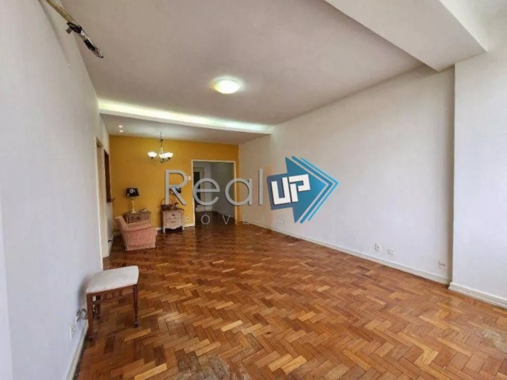 Apartamento à venda com 3 quartos, 119m² - Foto 2