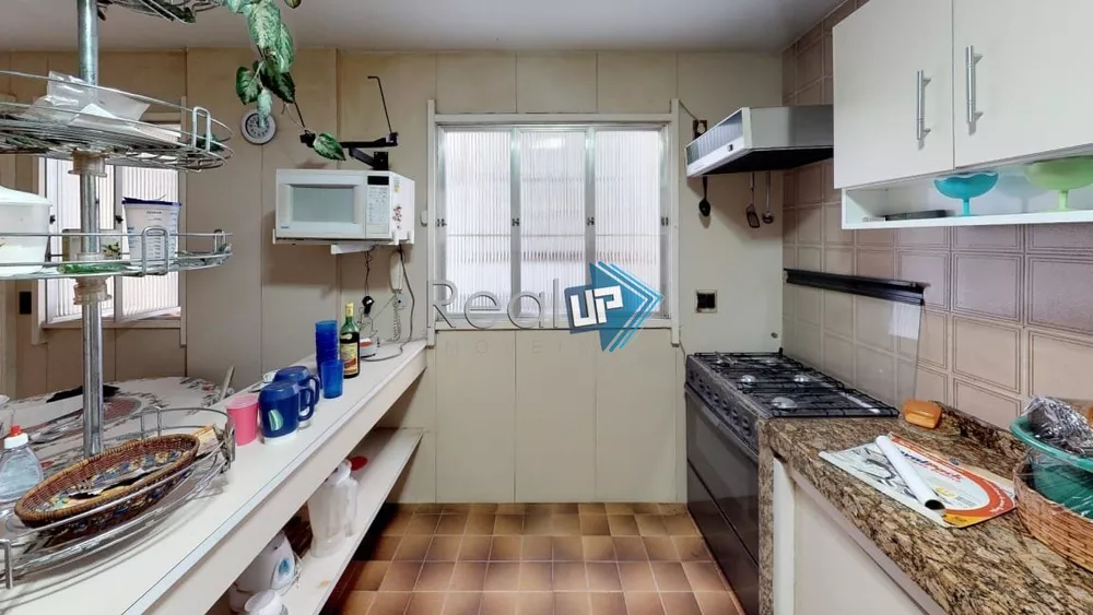 Apartamento à venda com 3 quartos, 156m² - Foto 12