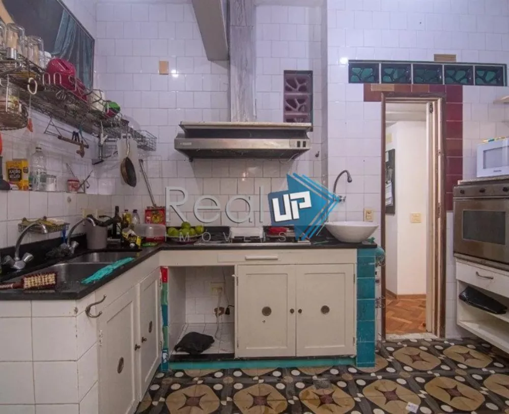 Apartamento, 3 quartos, 271 m² - Foto 1