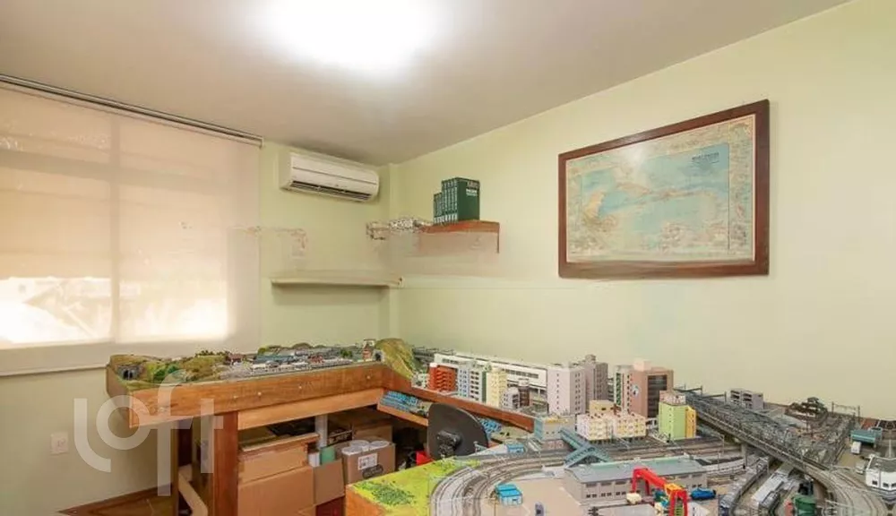 Apartamento à venda com 4 quartos, 150m² - Foto 4