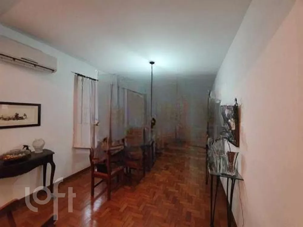 Casa à venda com 2 quartos, 227m² - Foto 2