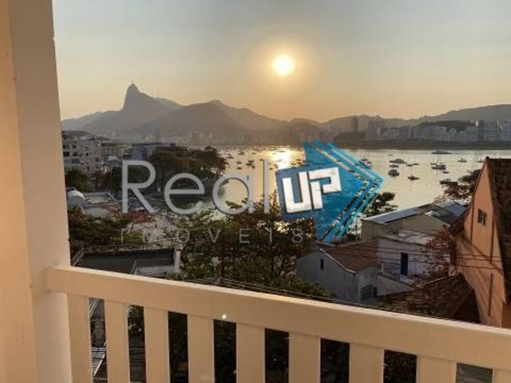 Casa à venda com 4 quartos, 180m² - Foto 3