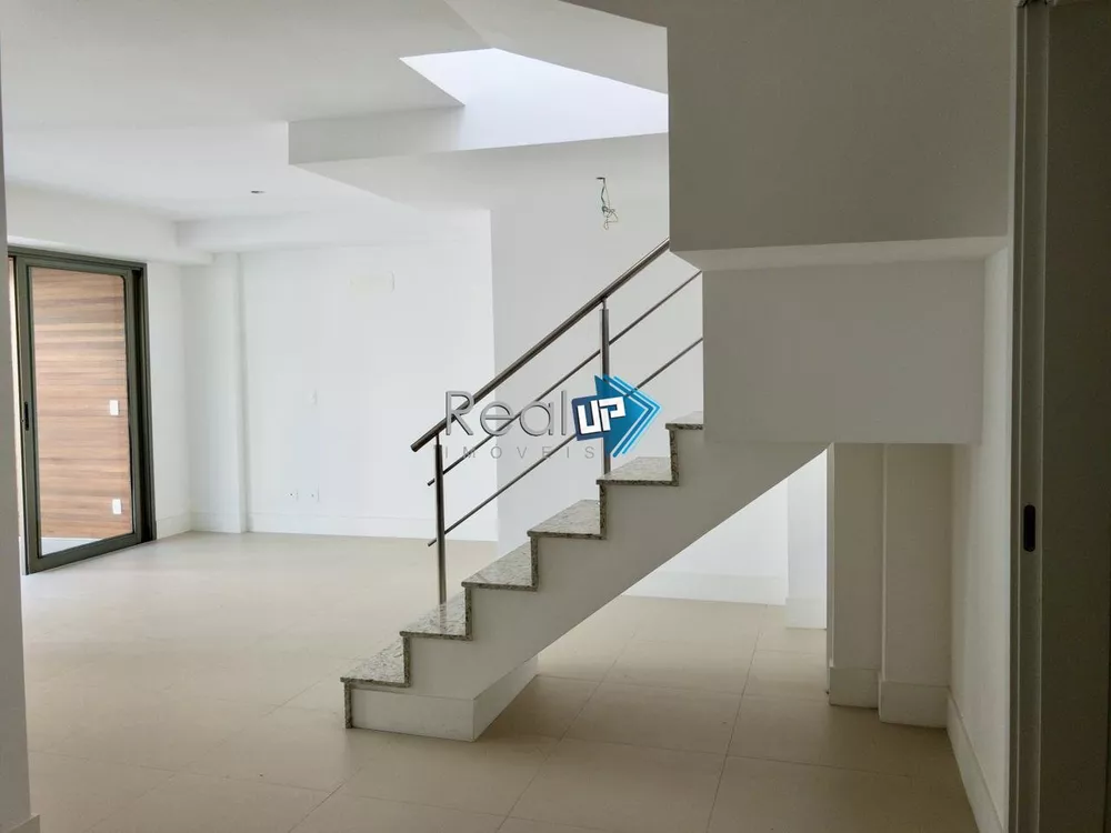Apartamento, 3 quartos, 236 m² - Foto 3