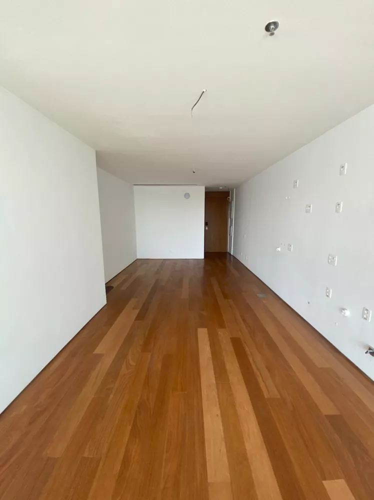 Apartamento à venda com 1 quarto, 130m² - Foto 13