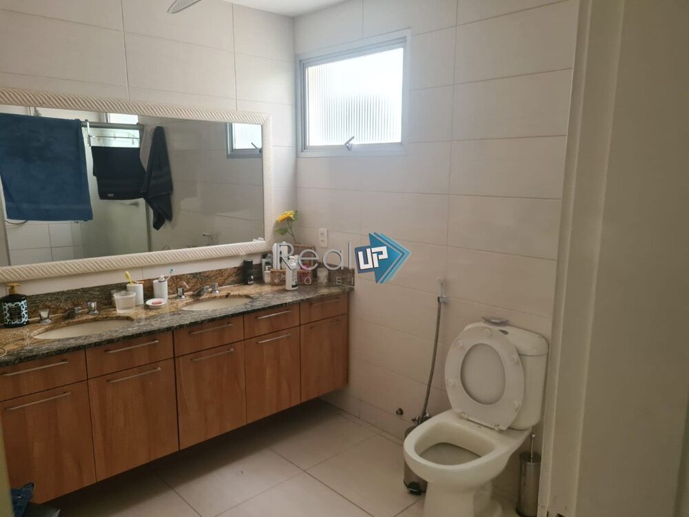 Cobertura à venda com 3 quartos, 200m² - Foto 4