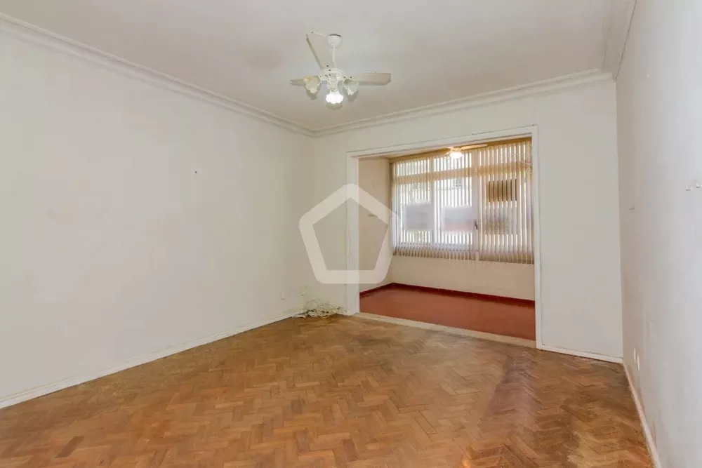 Apartamento à venda com 3 quartos, 125m² - Foto 1