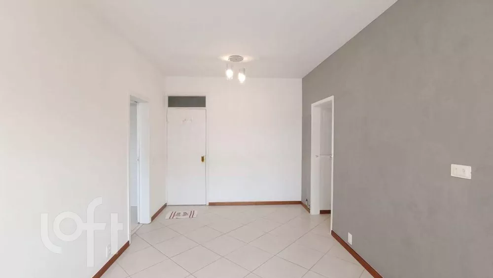 Apartamento à venda com 2 quartos, 63m² - Foto 2