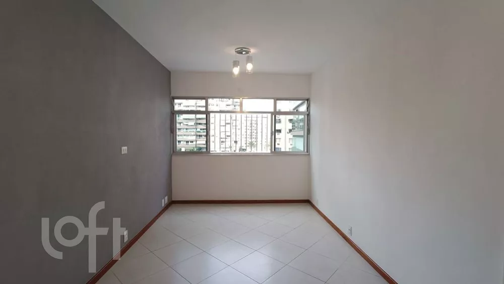 Apartamento à venda com 2 quartos, 63m² - Foto 1