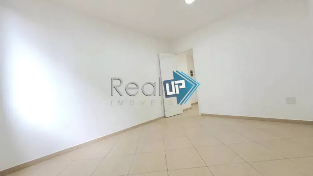 Apartamento à venda com 3 quartos, 110m² - Foto 7