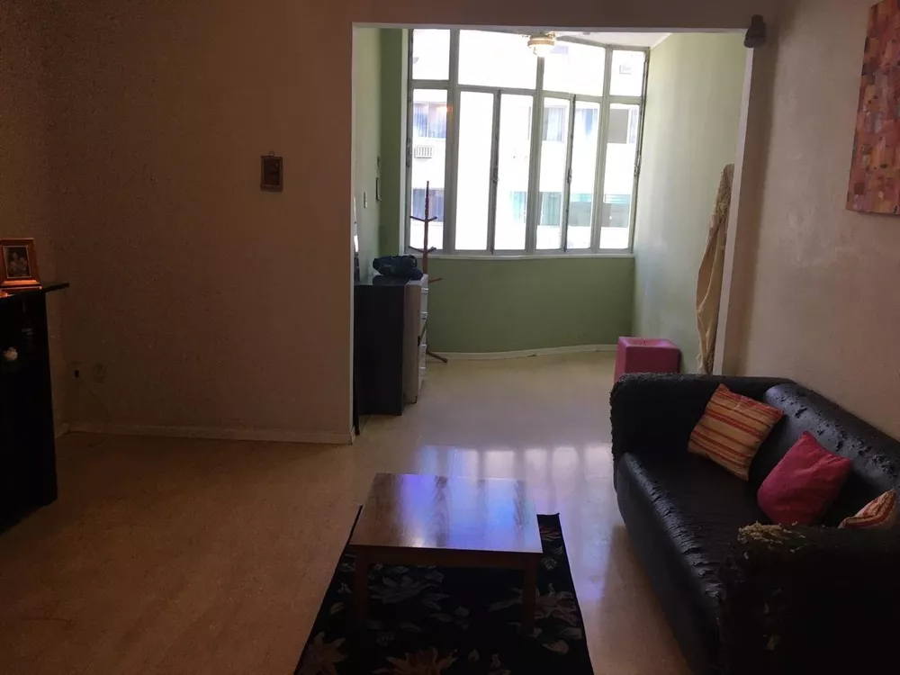 Apartamento à venda com 3 quartos, 90m² - Foto 2