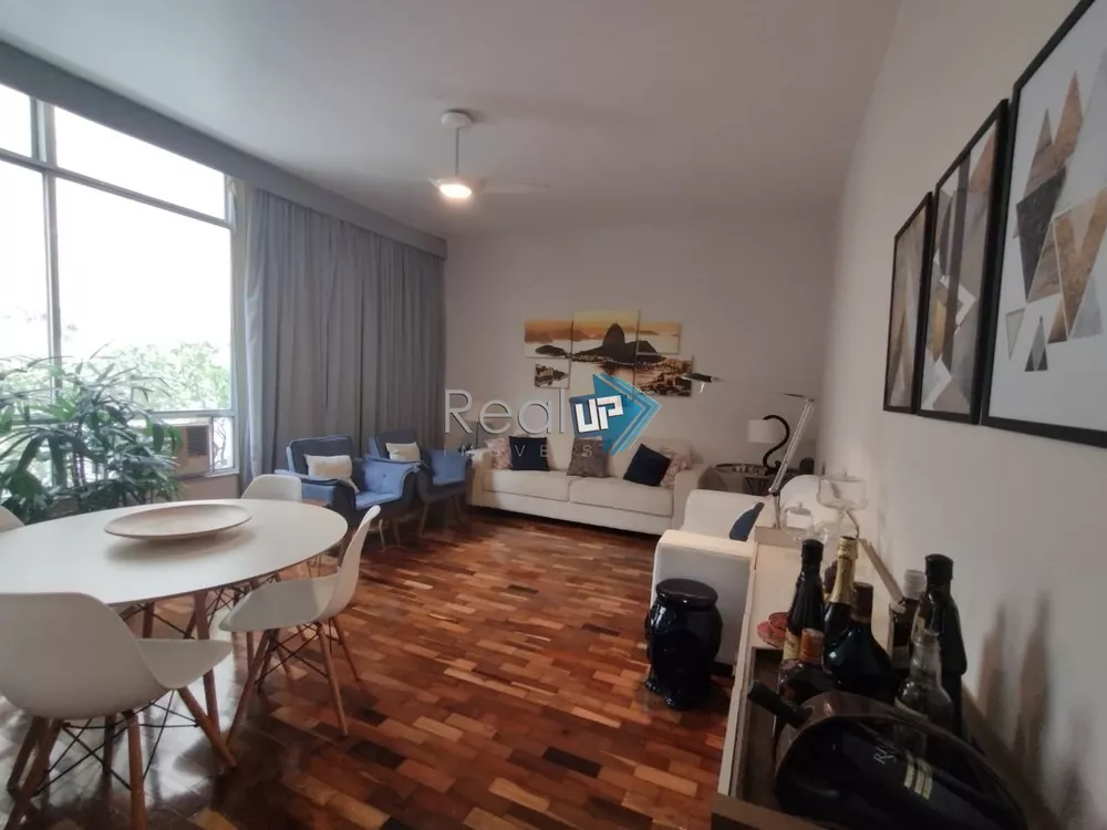 Apartamento à venda com 3 quartos, 98m² - Foto 1