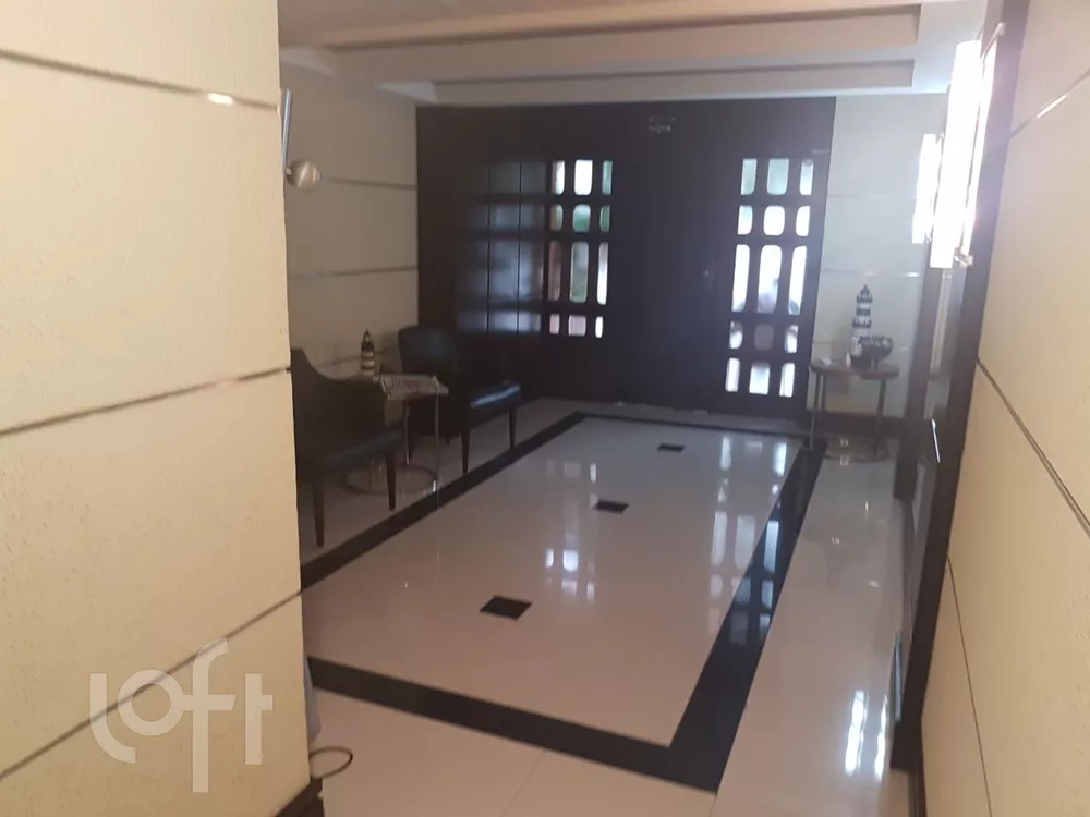 Apartamento à venda com 3 quartos, 231m² - Foto 7