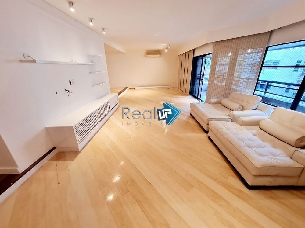 Apartamento à venda com 3 quartos, 250m² - Foto 1