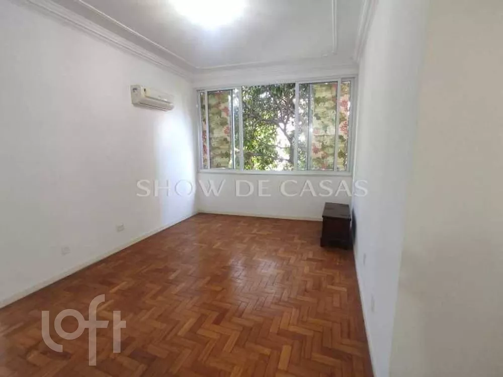 Apartamento à venda com 2 quartos, 70m² - Foto 3