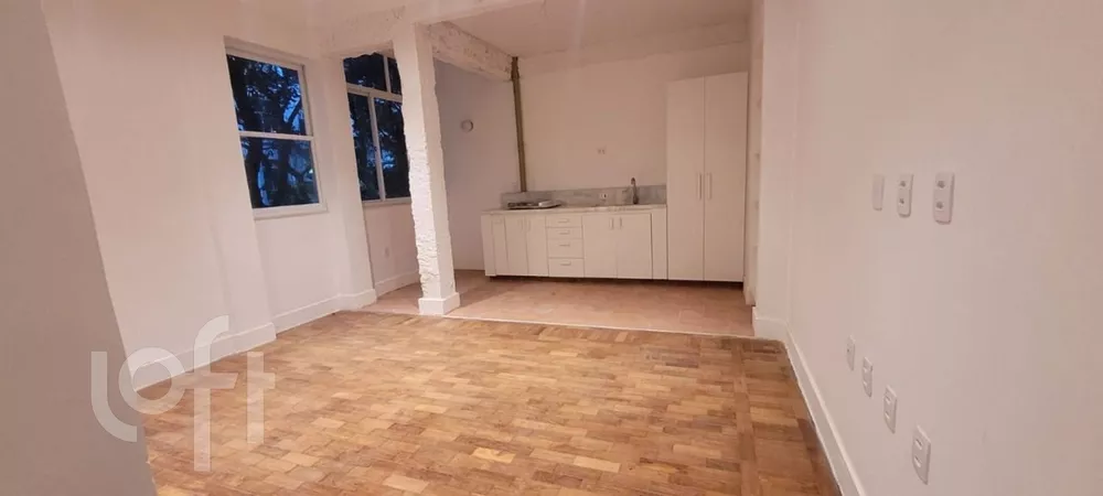 Apartamento à venda com 2 quartos, 69m² - Foto 1