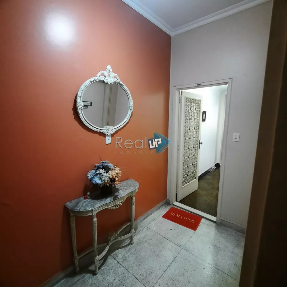 Apartamento à venda com 3 quartos, 120m² - Foto 4