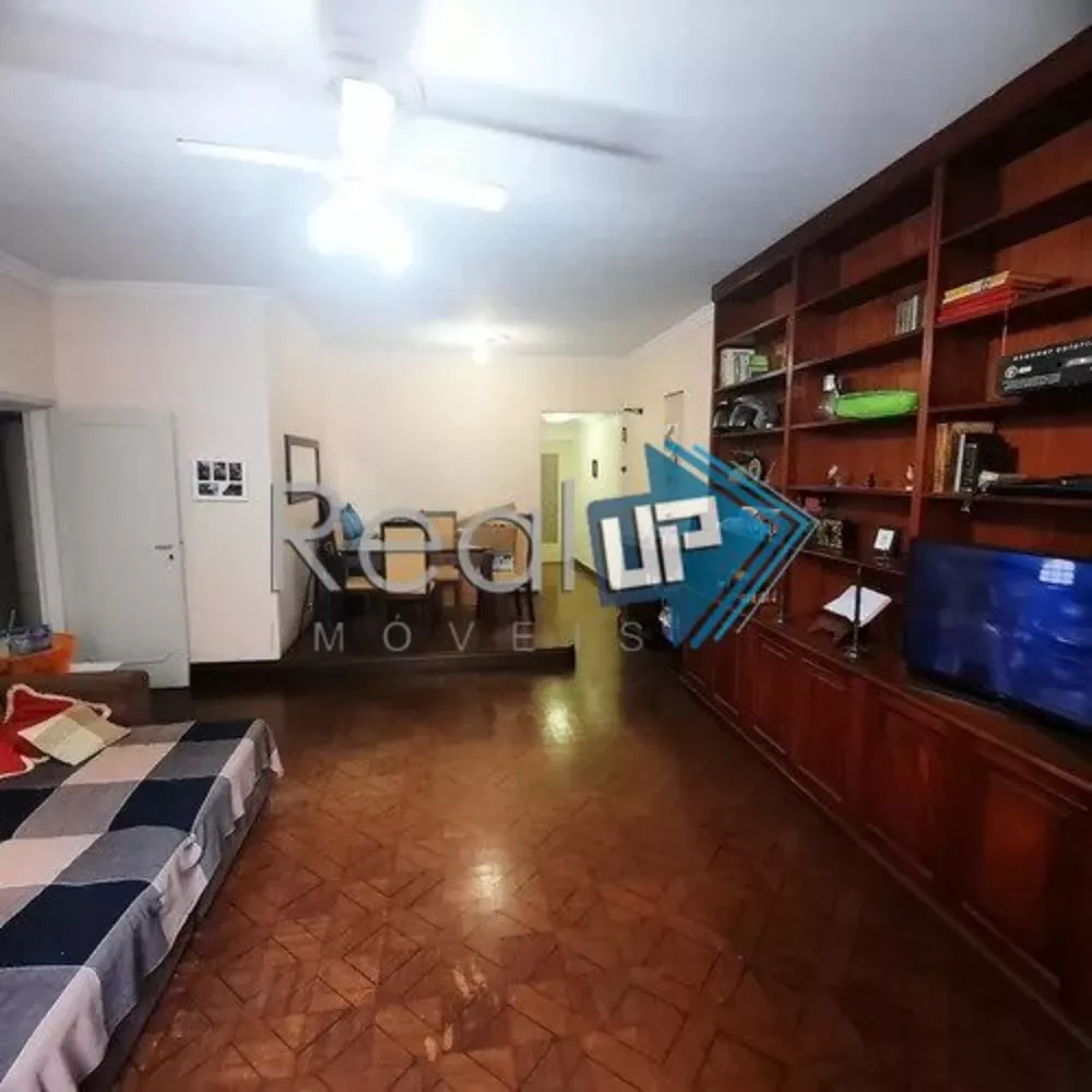 Apartamento à venda com 3 quartos, 120m² - Foto 2