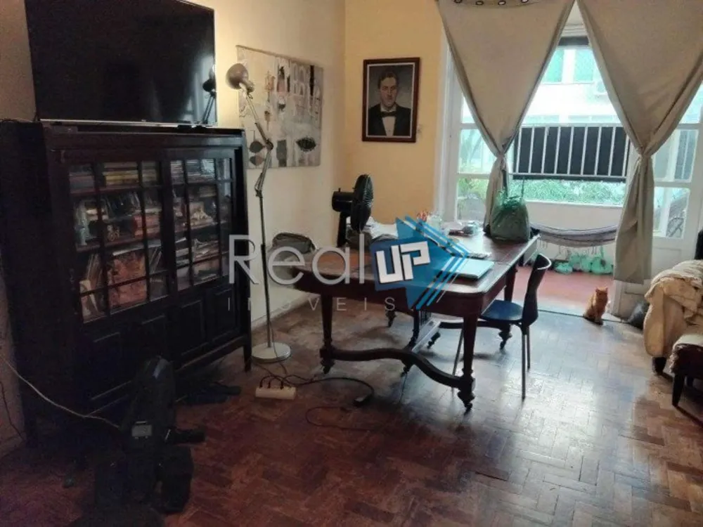 Apartamento, 3 quartos, 168 m² - Foto 1