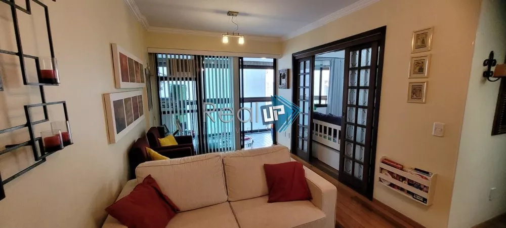 Apartamento à venda com 3 quartos, 95m² - Foto 1