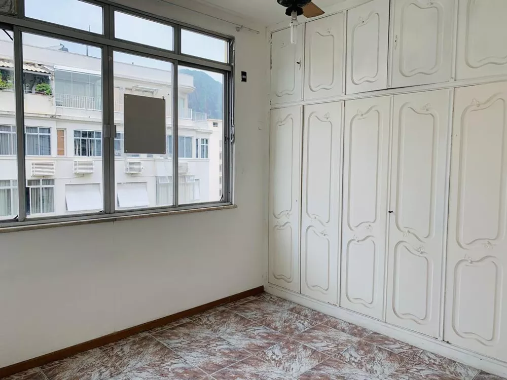 Apartamento à venda com 4 quartos, 170m² - Foto 13