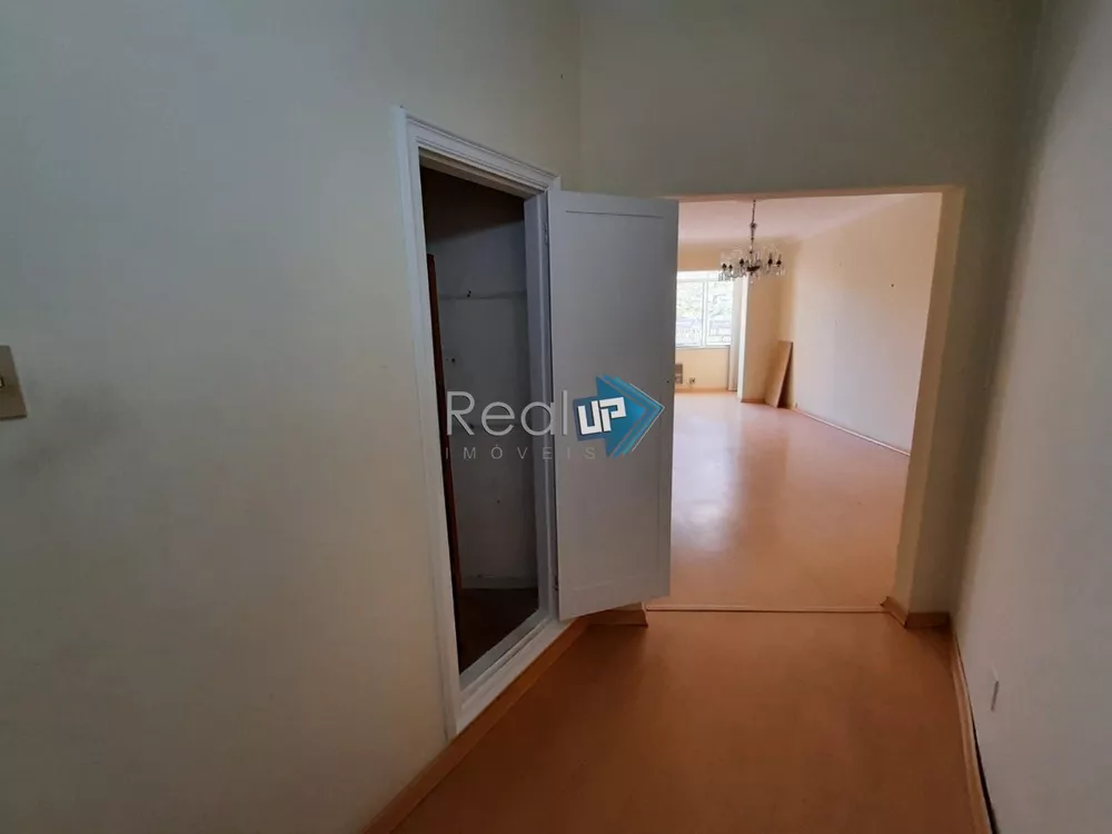 Apartamento à venda com 3 quartos, 144m² - Foto 5