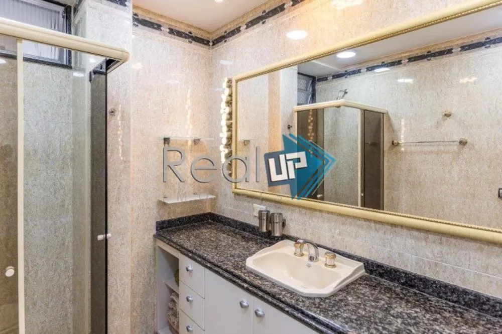 Apartamento, 3 quartos, 156 m² - Foto 1