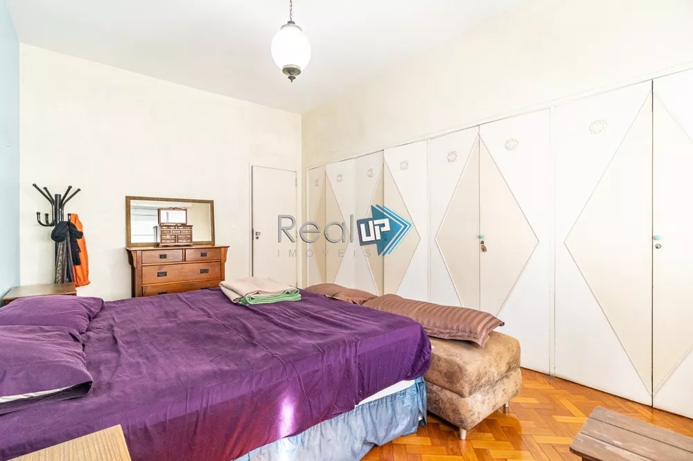 Apartamento à venda com 3 quartos, 270m² - Foto 4