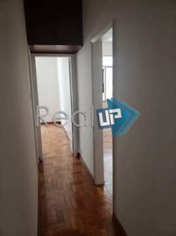 Apartamento à venda com 3 quartos, 112m² - Foto 2