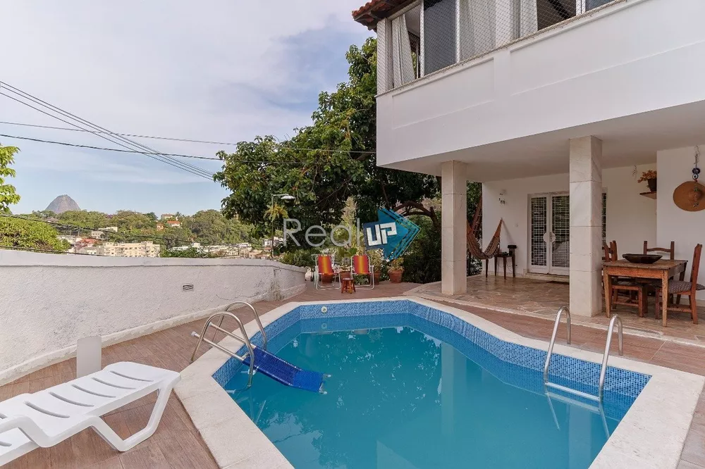 Casa, 5 quartos, 276 m² - Foto 1