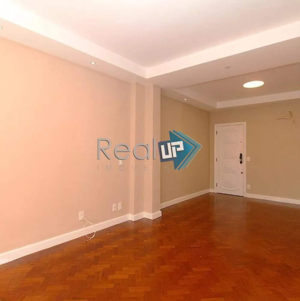 Apartamento à venda com 3 quartos, 115m² - Foto 2