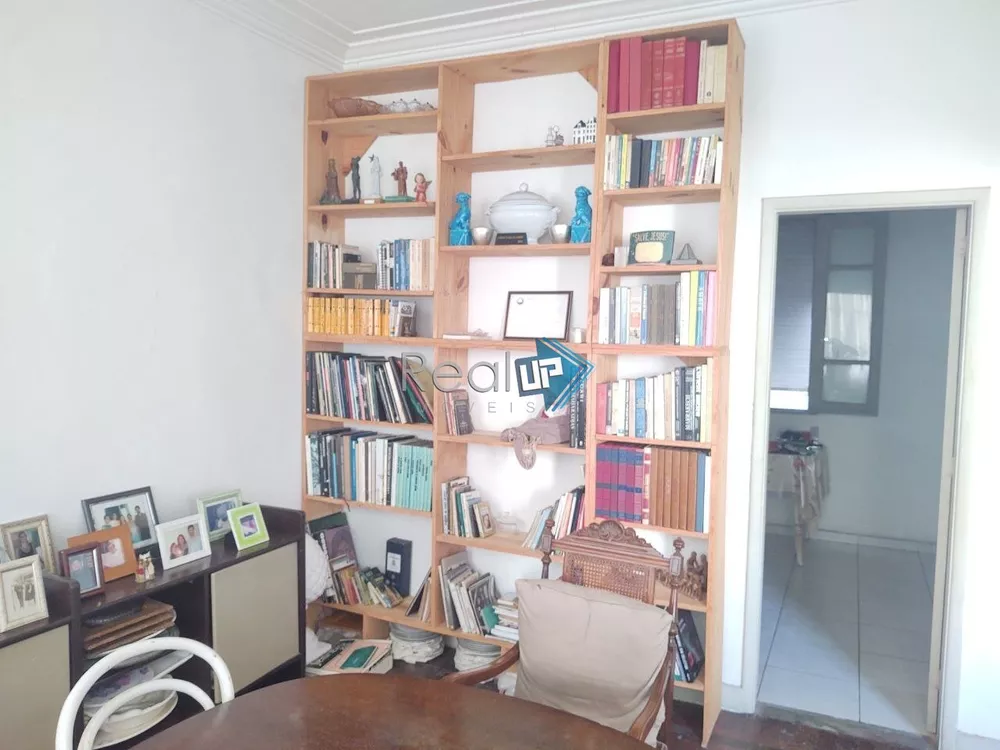 Apartamento à venda com 3 quartos, 190m² - Foto 6