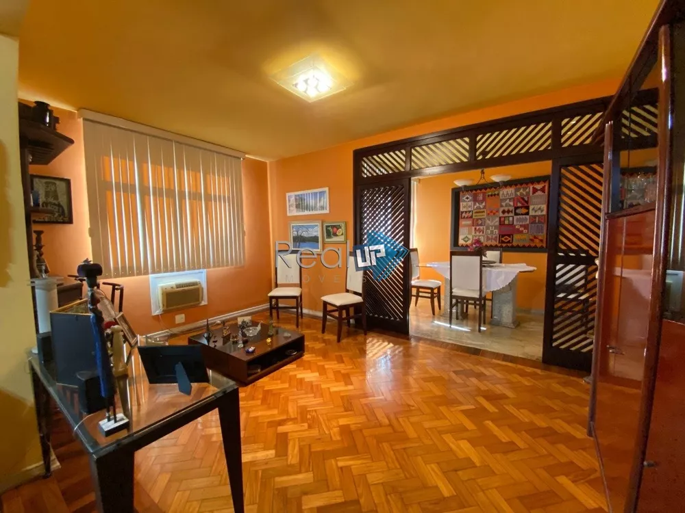 Apartamento à venda com 4 quartos, 199m² - Foto 4