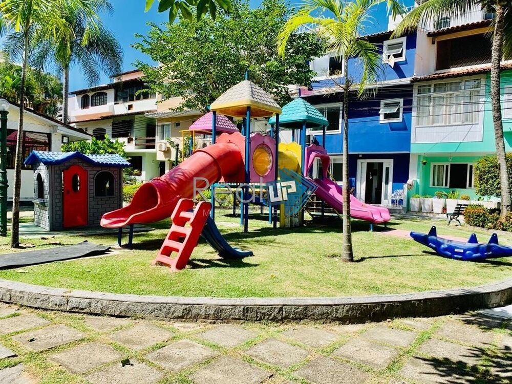 Casa à venda com 5 quartos, 320m² - Foto 15
