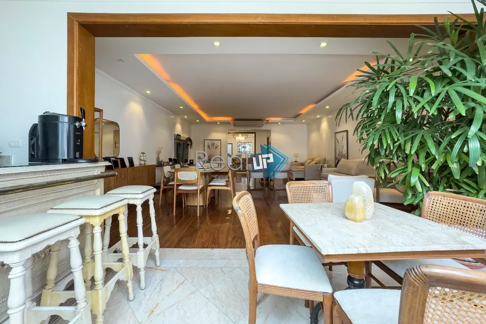Apartamento, 3 quartos, 272 m² - Foto 10