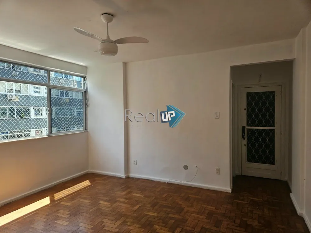 Apartamento, 3 quartos, 100 m² - Foto 2