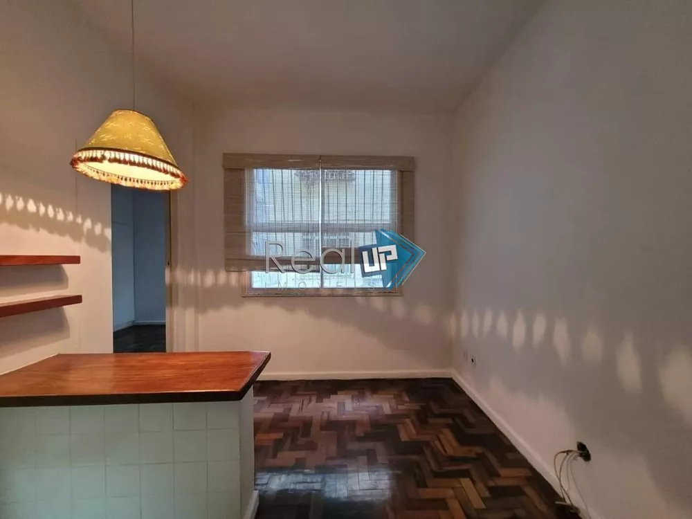 Apartamento à venda com 1 quarto, 50m² - Foto 4