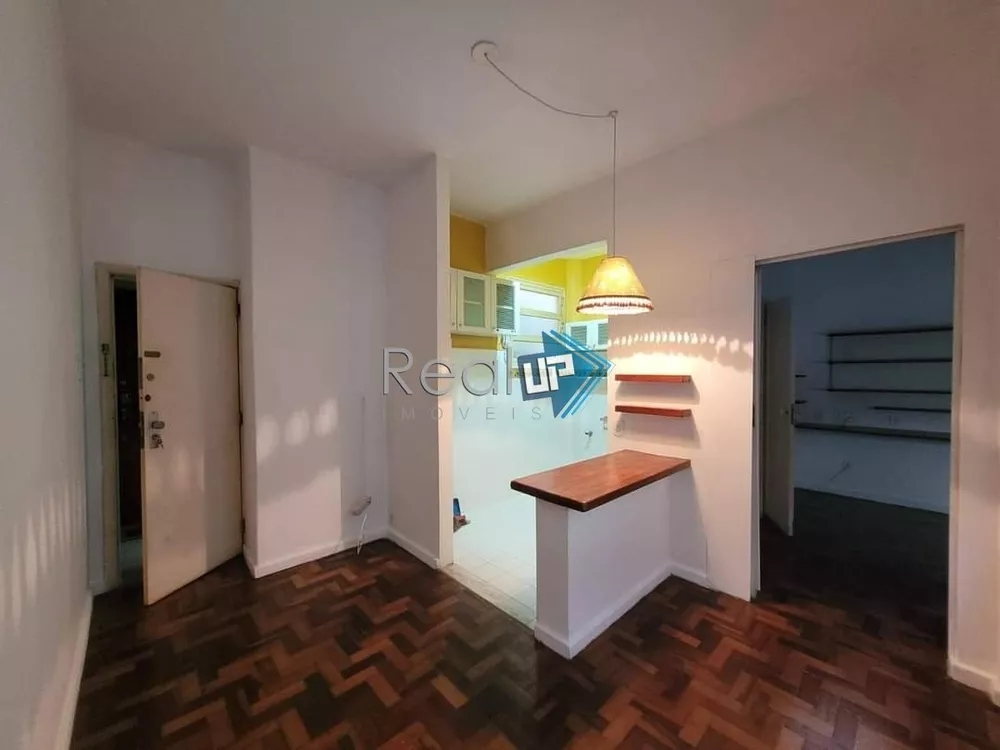 Apartamento à venda com 1 quarto, 50m² - Foto 1