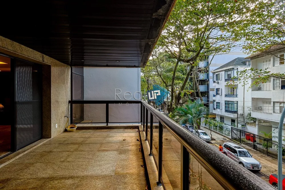 Apartamento, 3 quartos, 216 m² - Foto 2