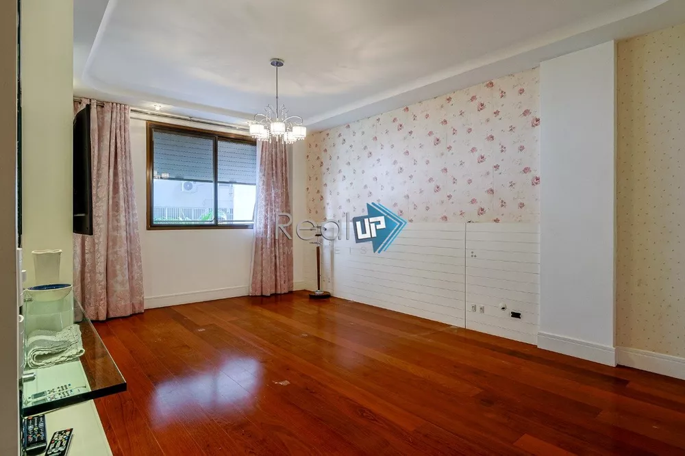 Apartamento, 3 quartos, 216 m² - Foto 26