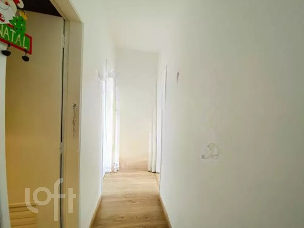 Apartamento à venda com 3 quartos, 94m² - Foto 3